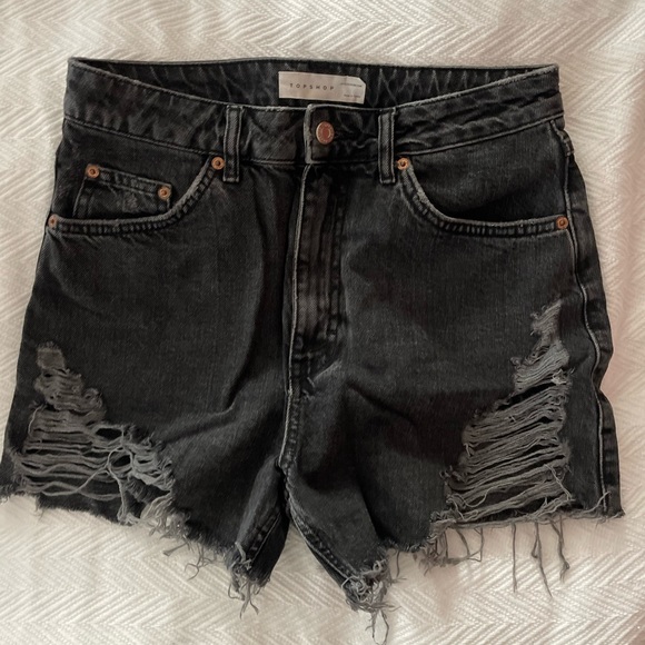 Topshop distressed jean shorts - Picture 1 of 6